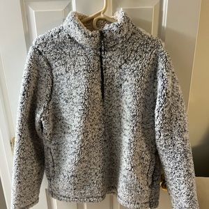 Women’s fuzzy pull over